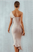 Load image into Gallery viewer, Elliana Dress