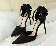 Load image into Gallery viewer, Life Won&#39;t Wait Bow Tie High Heel
